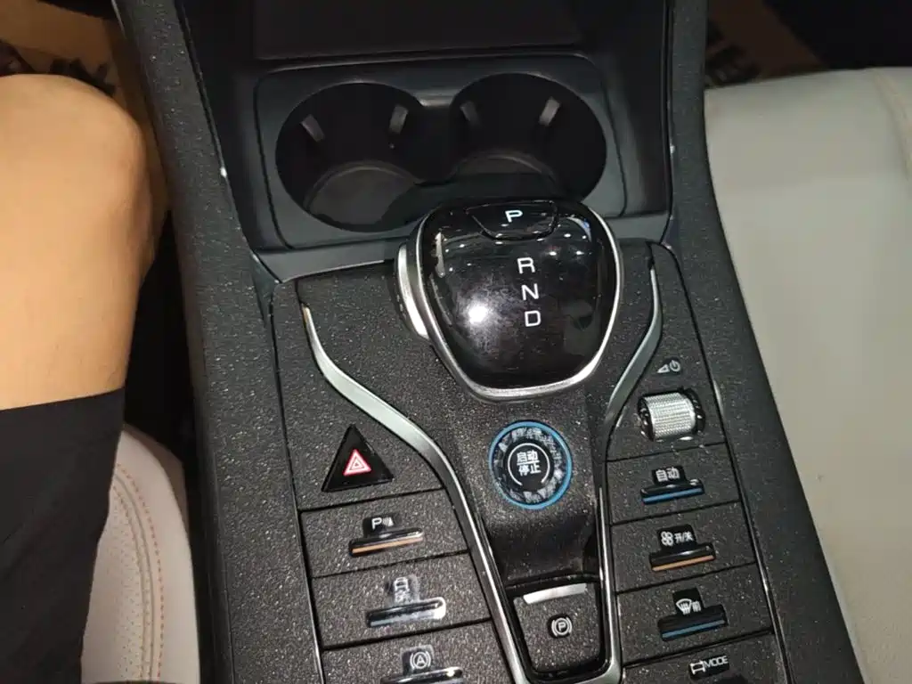 BYD Qin PLUS 2023 — фото 14