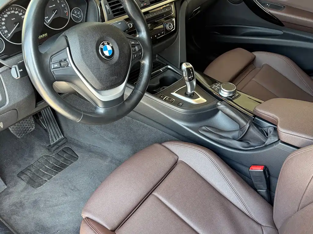 BMW 3 Series 2019 — фото 4