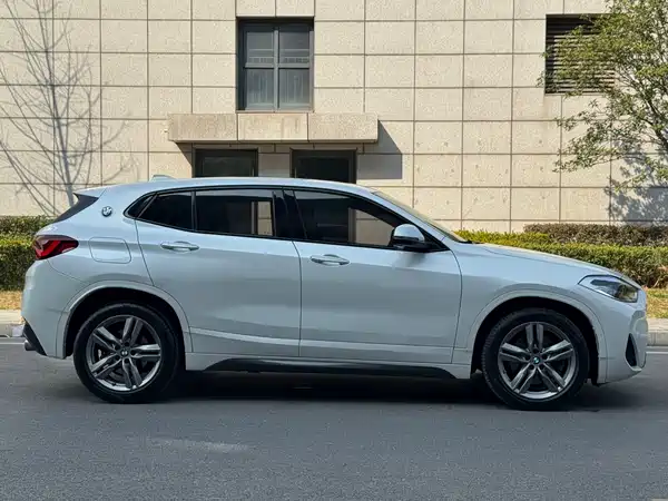 BMW X2 2021
