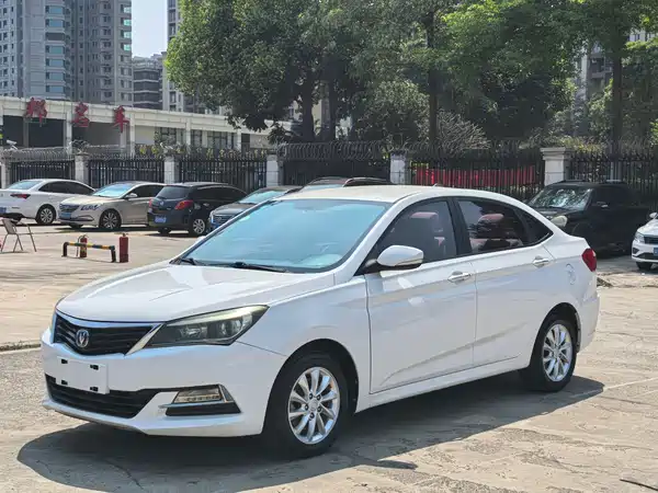 Changan Yuexiang V7 2016