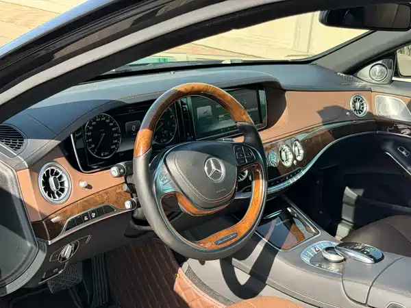 Mercedes-Benz Maybach S-Class 2015