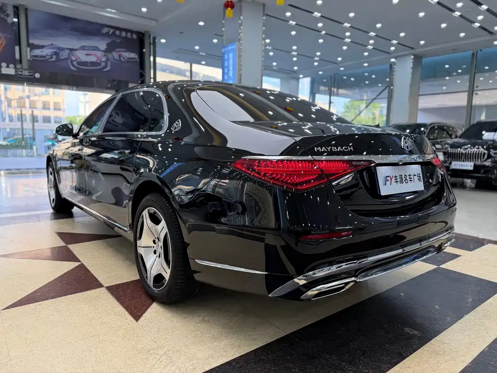 Mercedes-Benz Maybach S-Class 2023 — фото 28