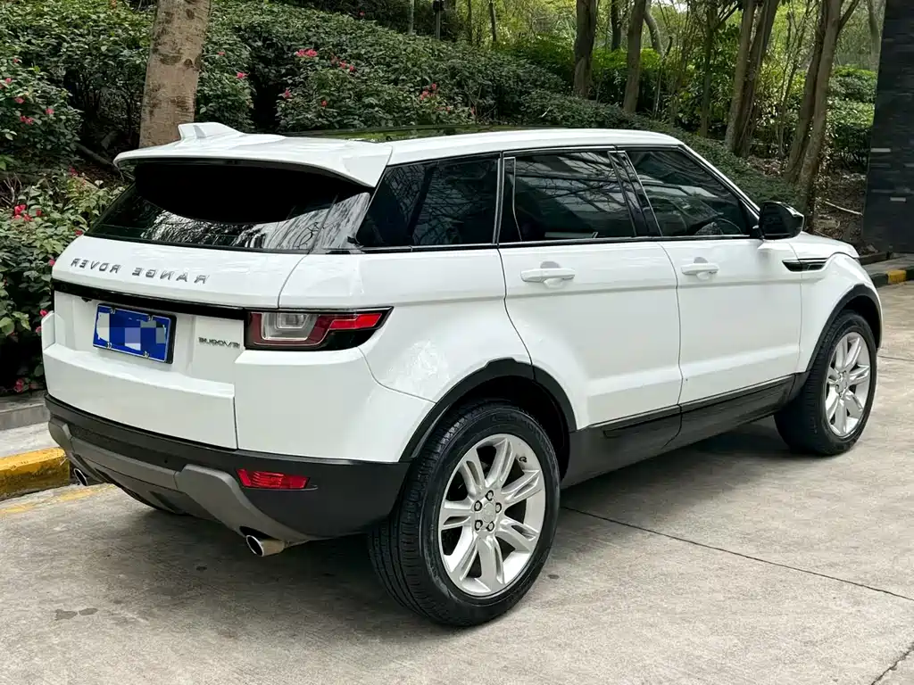 Land Rover Evoque 2018 — фото 8