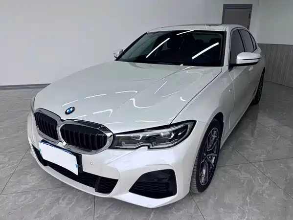 BMW 3 Series 2022