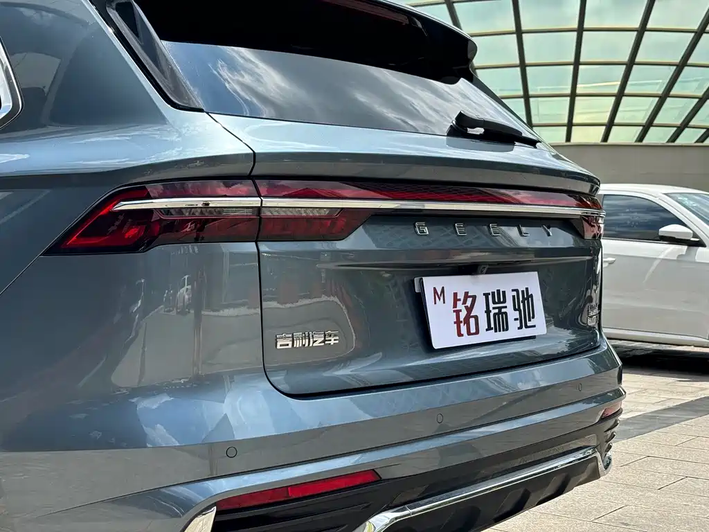 Geely Xingyue L 2025 — фото 35
