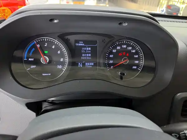 Wuling Yangguang 2025