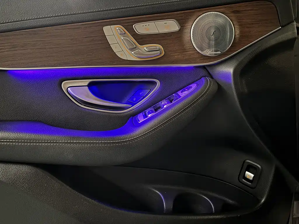 Mercedes-Benz GLC 2021 — фото 12