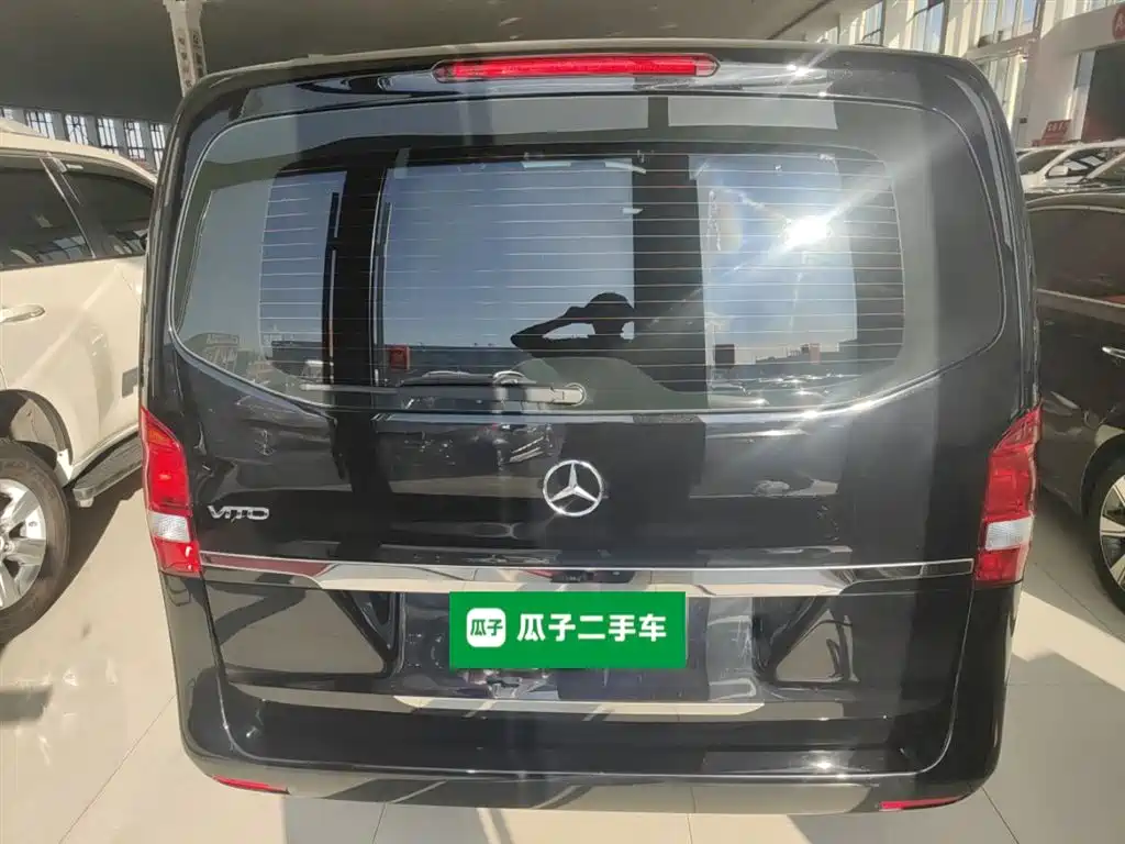 Mercedes-Benz Vito 2022 — фото 22