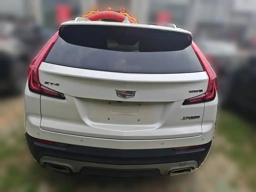 Cadillac XT4 2019 — фото 10