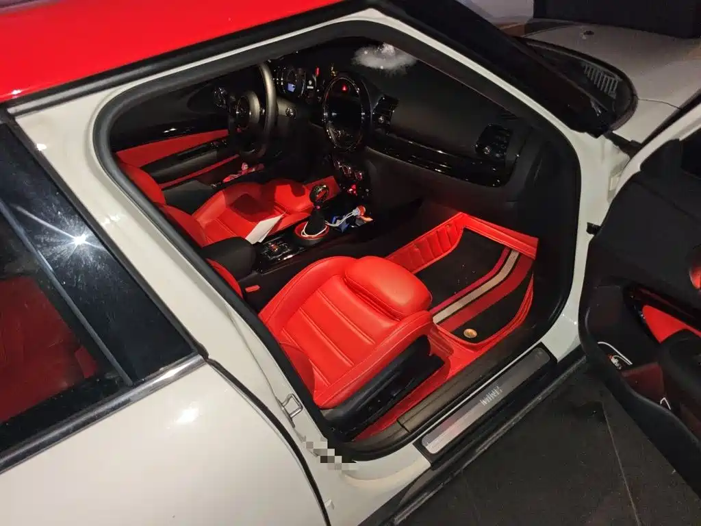 MINI Clubman 2018 — фото 20
