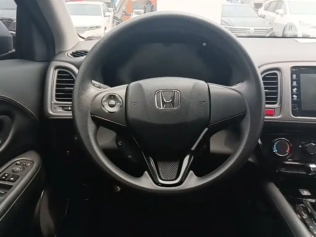 Honda Vezel 2017 — фото 11