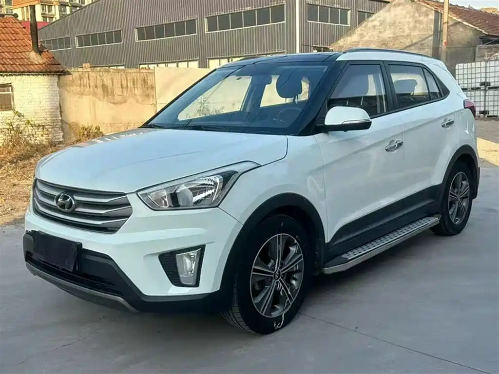 Hyundai ix25 2015 — фото 1