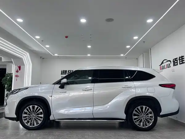 Toyota Highlander 2022