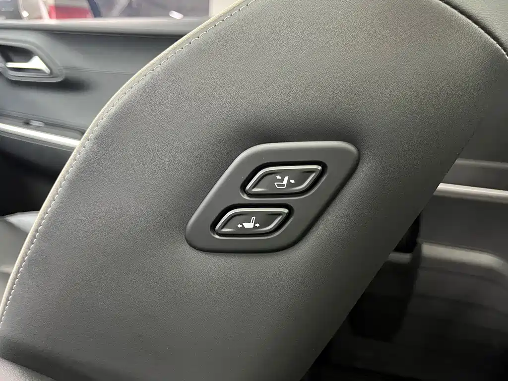 Hyundai Custin 2022 — фото 15