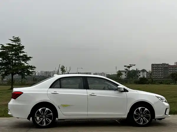 BYD Qin NEV 2015