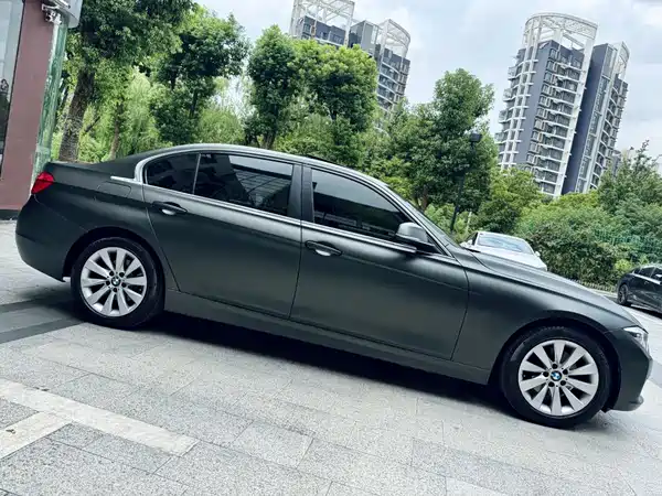 BMW 3 Series 2017