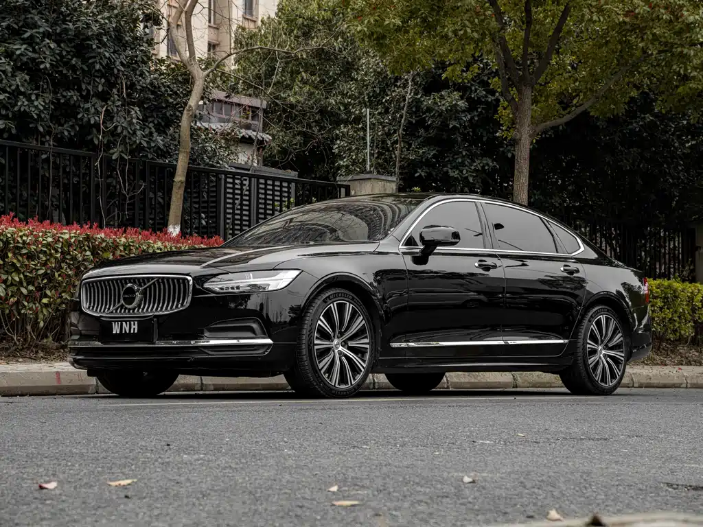 Volvo S90 2023 — фото 1