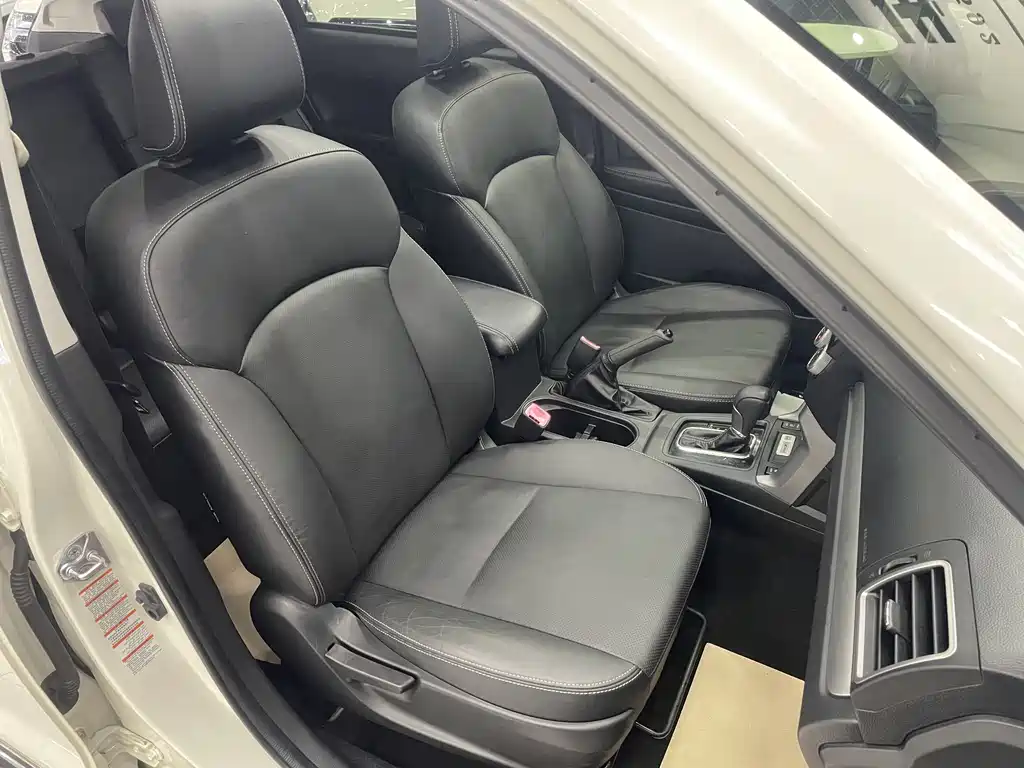 Subaru Forester 2016 — фото 19