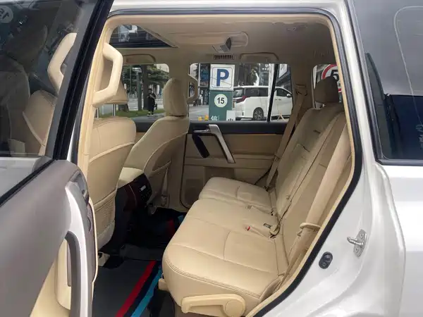 Toyota Prado 2015