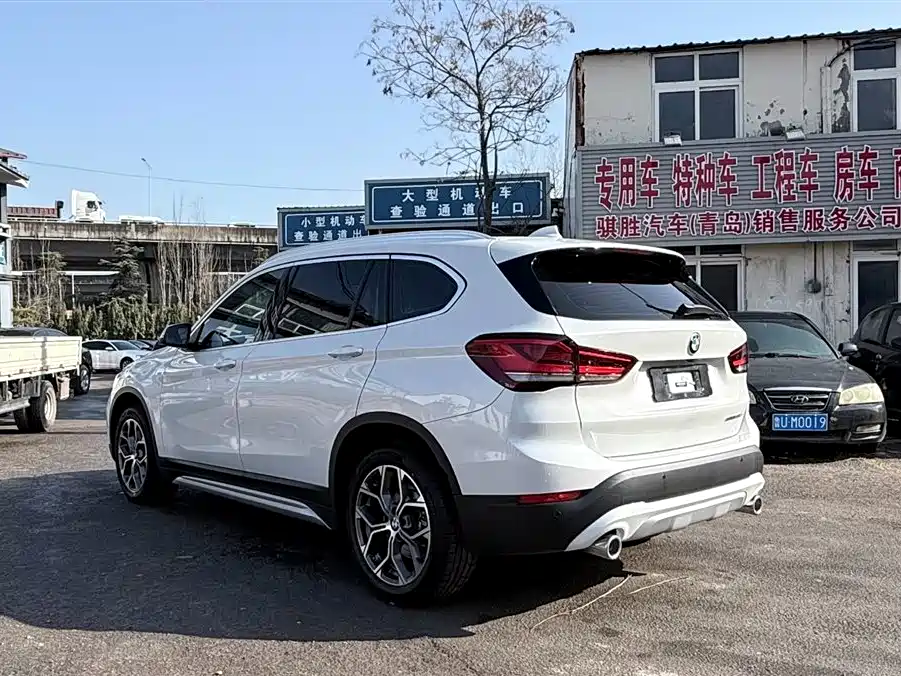 BMW X1 2022 — фото 6