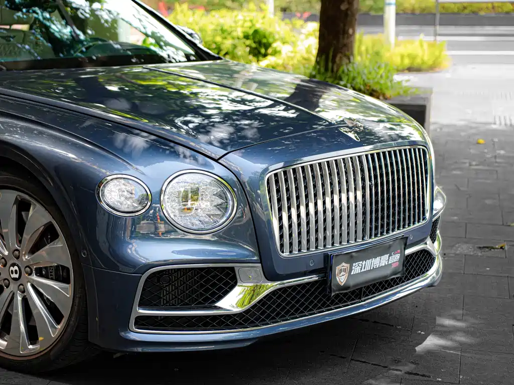 Bentley Flying Spur 2021 — фото 8
