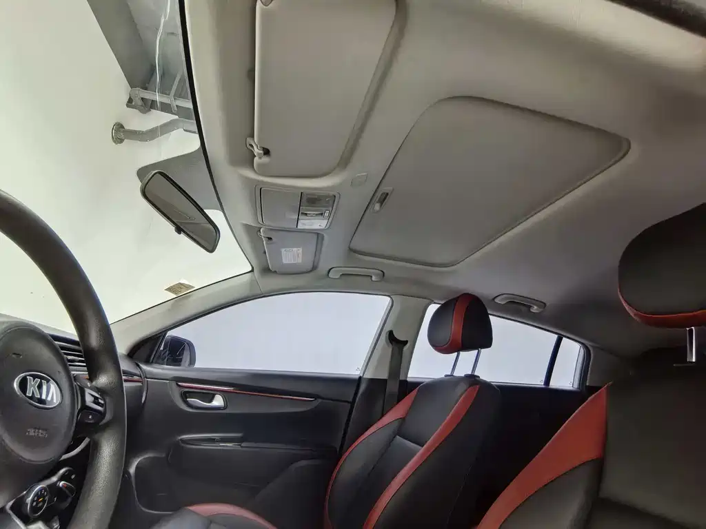 Kia KX Cross 2018 — фото 16