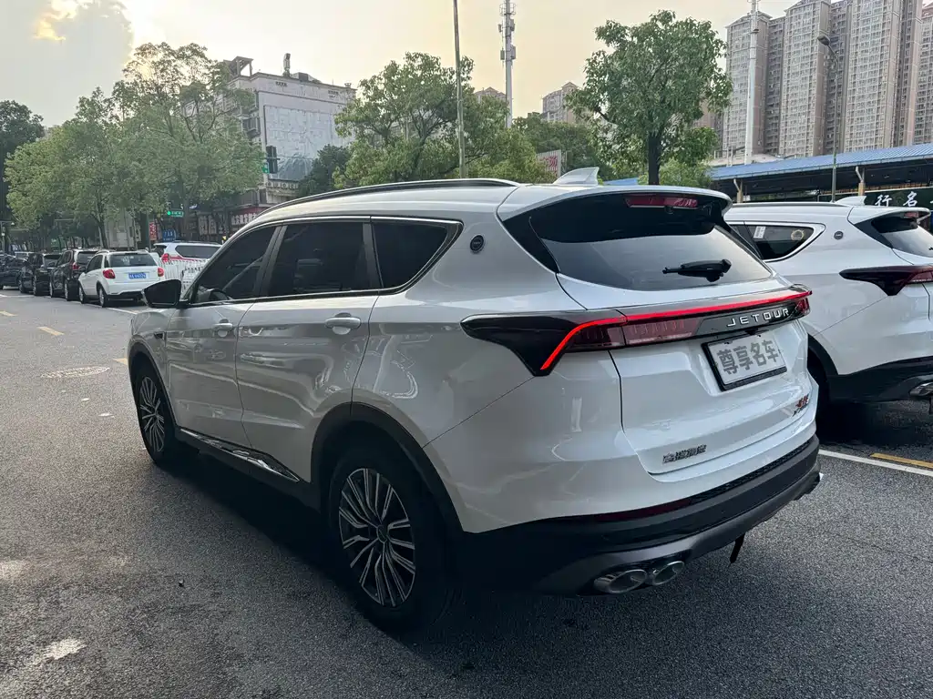 Jetour X70 PLUS 2025 — фото 6