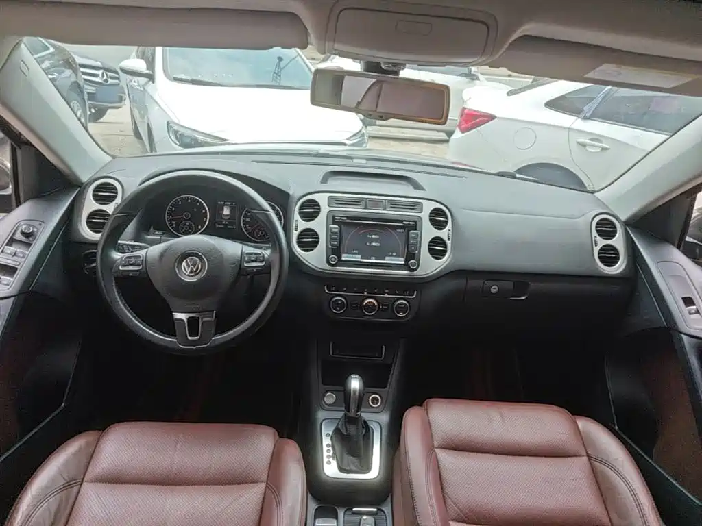 Volkswagen Tiguan 2016 — фото 10