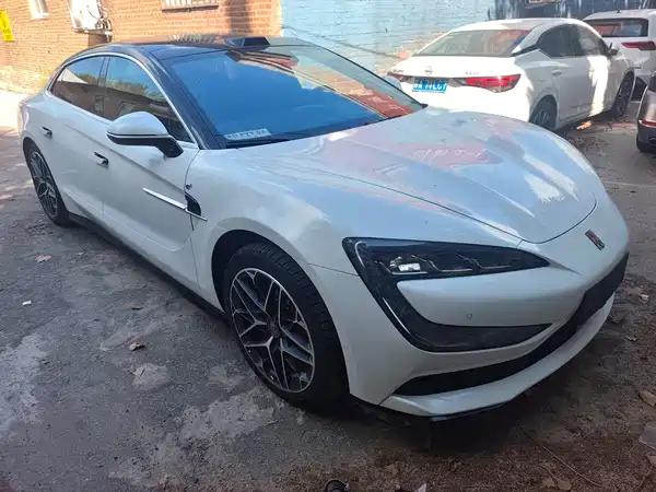 Yangwang U7 2025