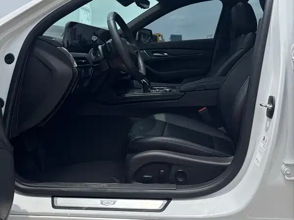 Cadillac CT5 2024