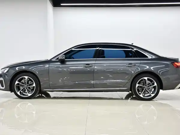 Audi A4L 2024