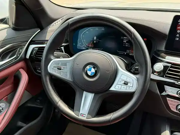 BMW 5 Series 2022