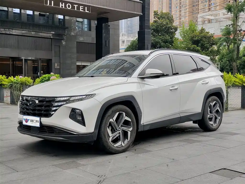 Hyundai Tucson 2022 — фото 1
