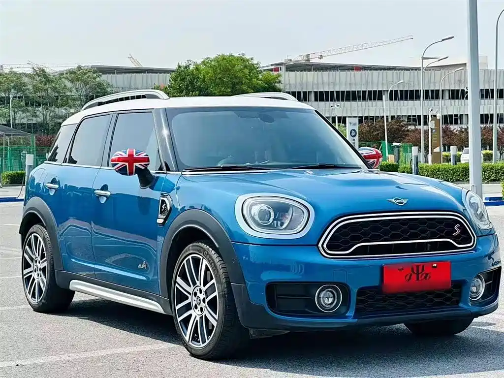 MINI Countryman 2019 — фото 9