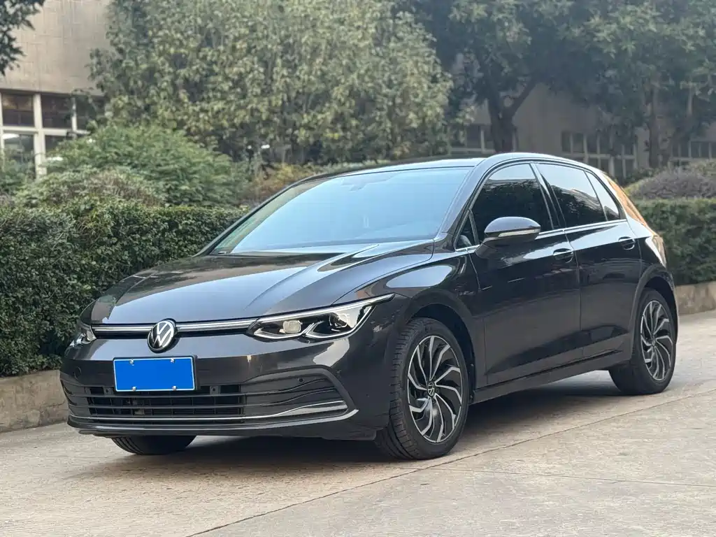 Volkswagen Golf 2022