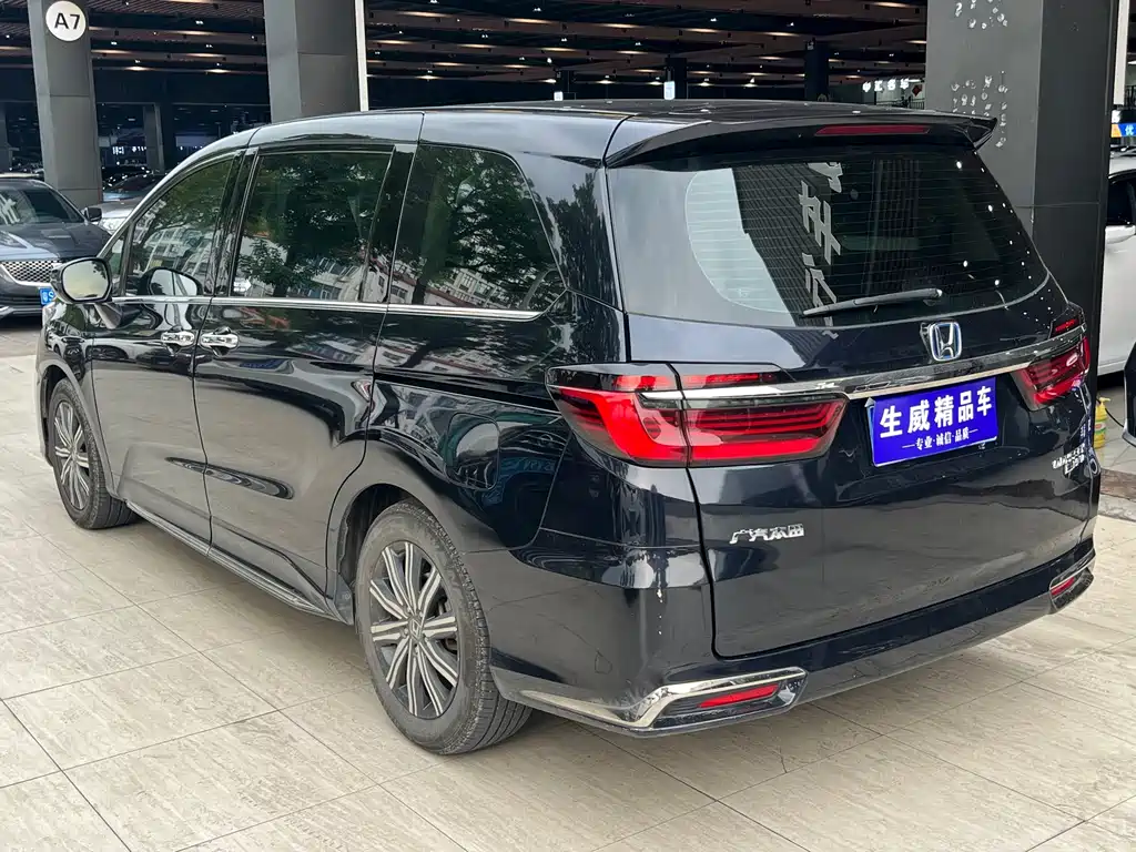 Honda Odyssey 2022 — фото 6