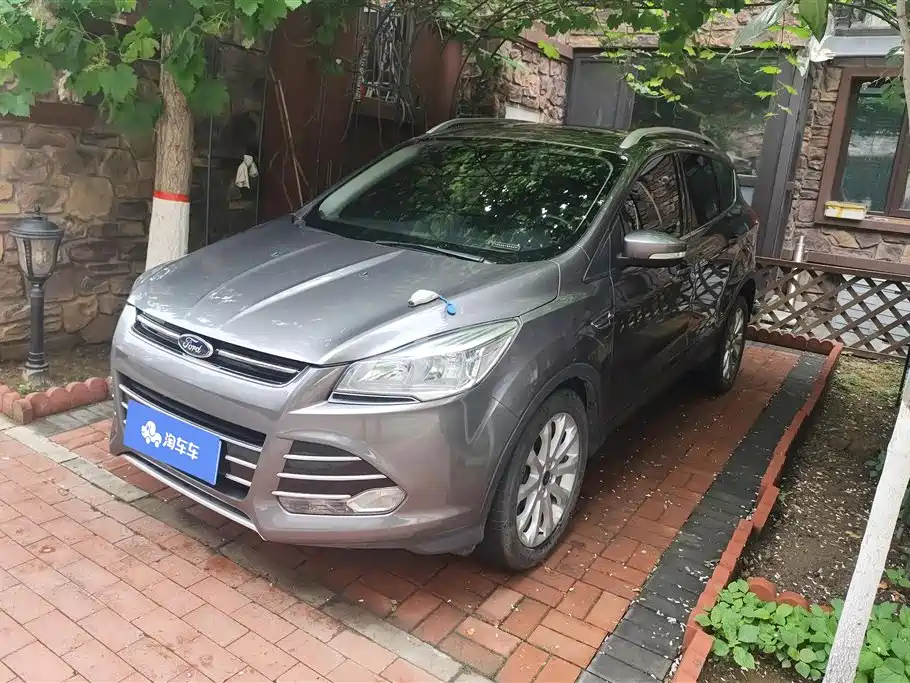 Ford Kuga 2013
