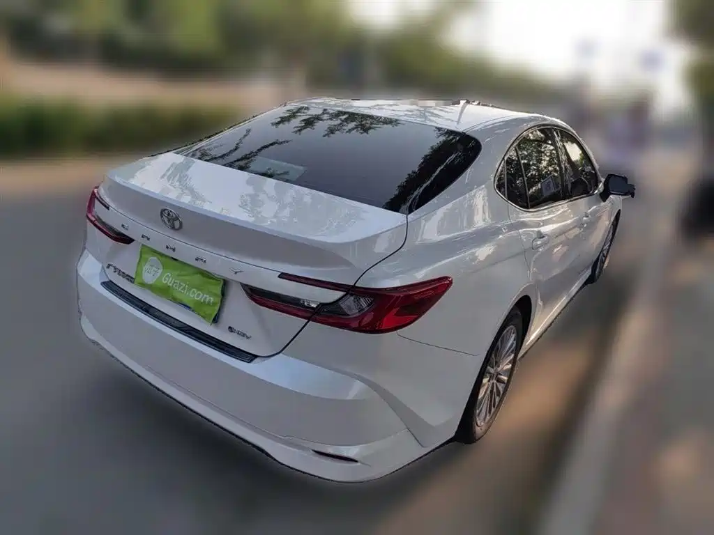 Toyota Camry 2024 — фото 29