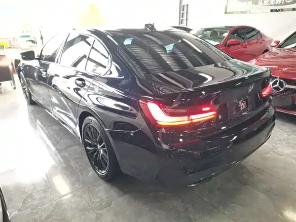 BMW 3 Series 2022