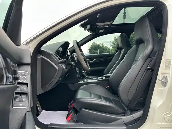 Mercedes-Benz C-Class AMG 2010