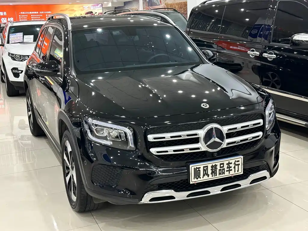 Mercedes-Benz GLB 2023 — фото 31
