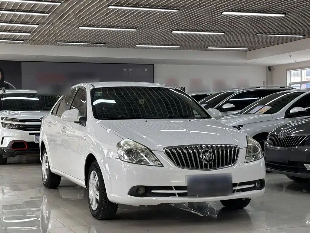 Buick Excelle 2015 — фото 24