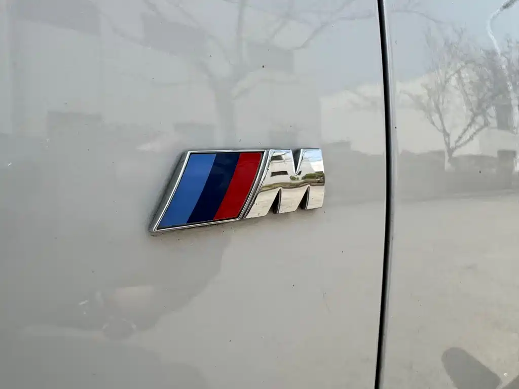 BMW 1 Series 2023 — фото 10