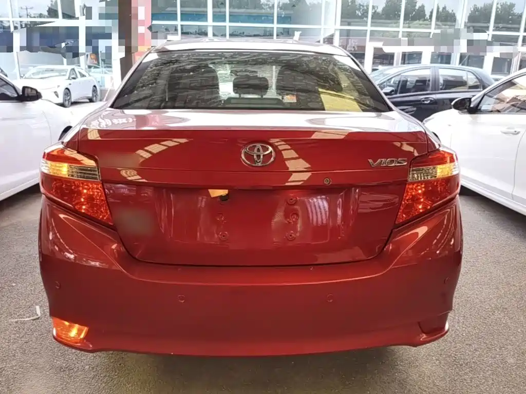 Toyota Vios 2016 — фото 6