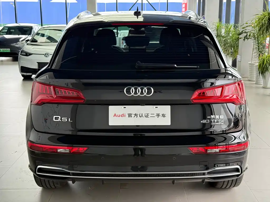 Audi Q5L 2021 — фото 4