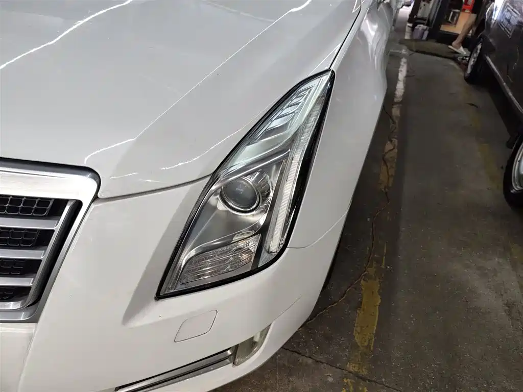 Cadillac XTS 2015 — фото 20