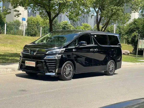 Toyota Vellfire 2021