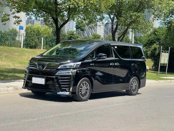 Toyota Vellfire 2021