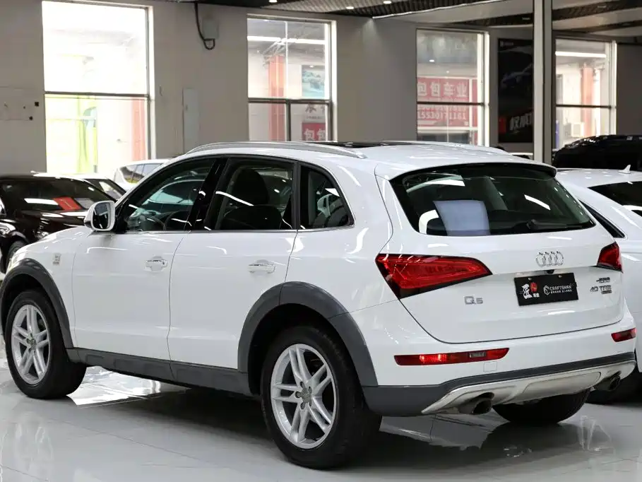 Audi Q5 2018 — фото 17
