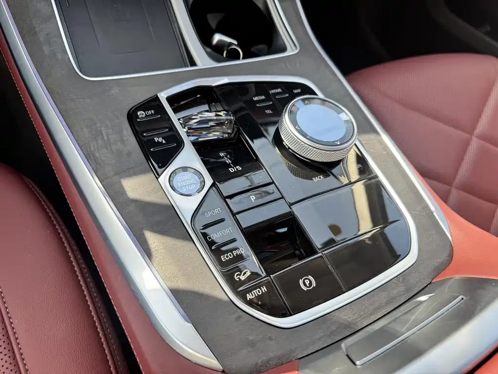 BMW X5 2025 — фото 10